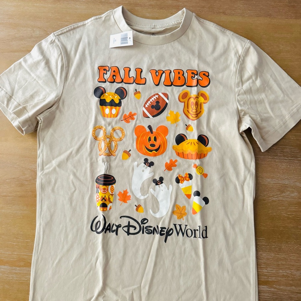 NWT! Walt Disney World Fall Vibes Shirt